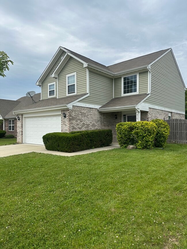 Building Photo - 4547 Plowman Dr.