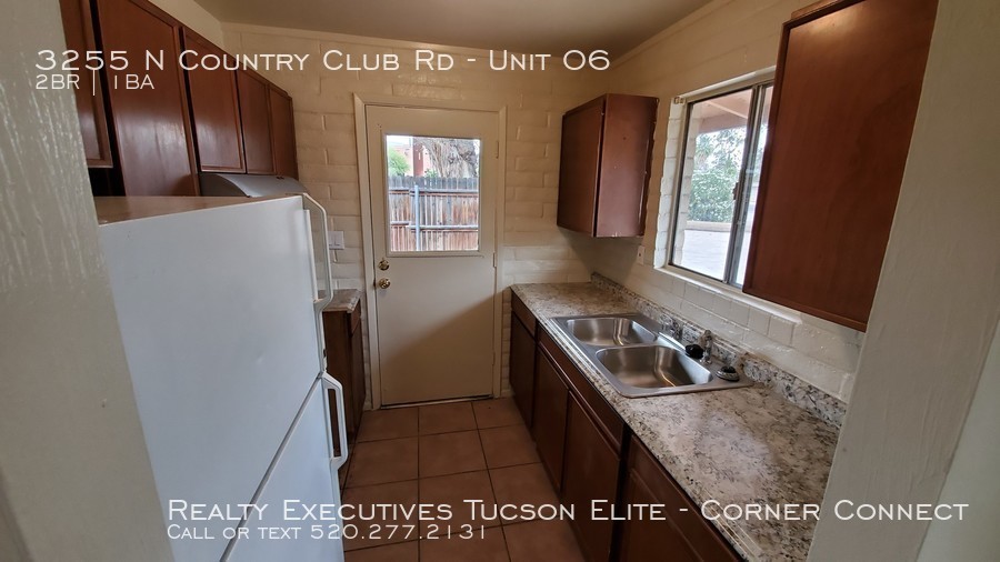 Primary Photo - Country Club Rd & Fort Lowell - 2/1 with AC