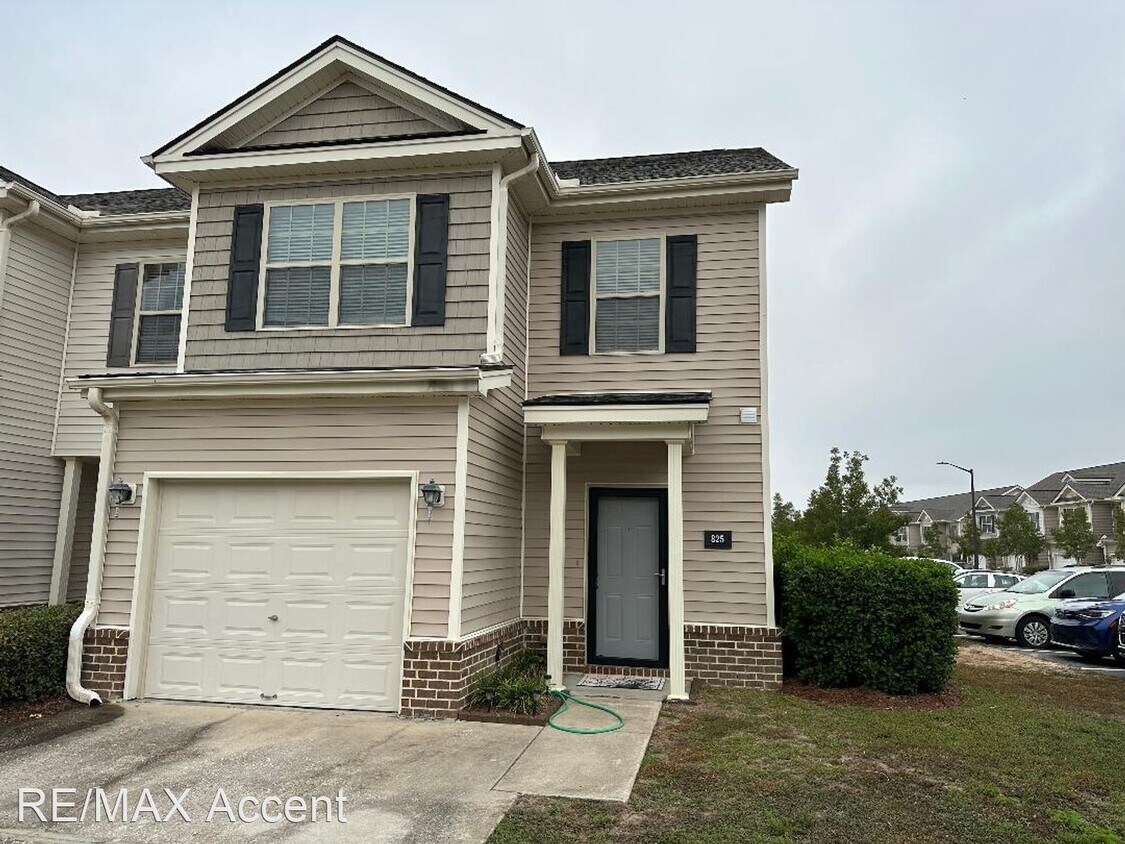 825 Canyon Oak Loop, Richmond Hill, GA 31324 House Rental in Richmond