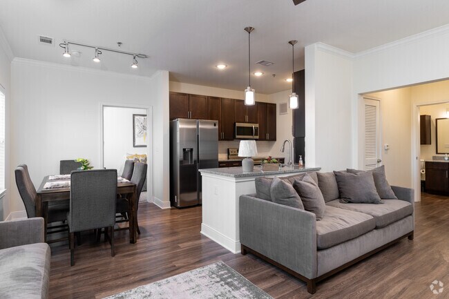 2HAB, 2BA - 1,088 ft² - Sorrento Villas & Apartments