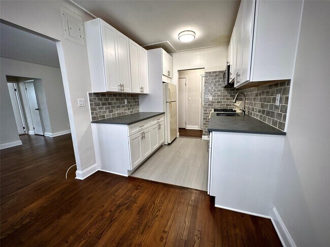 Foto del edificio - 3 Greenridge Ave