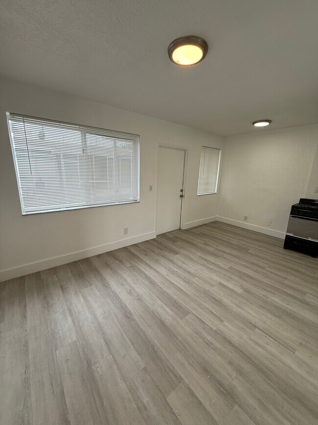 Foto del edificio - 2213 Lincoln St