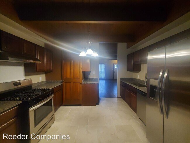Foto del edificio - 2 br, 1.5 bath House - 6847 Hohman Ave.