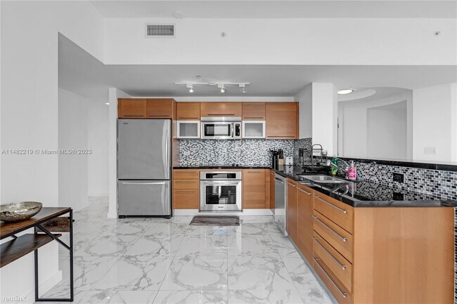 Foto del edificio - 3 br, 3 bath Condo - 244 Biscayne Blvd Apt...