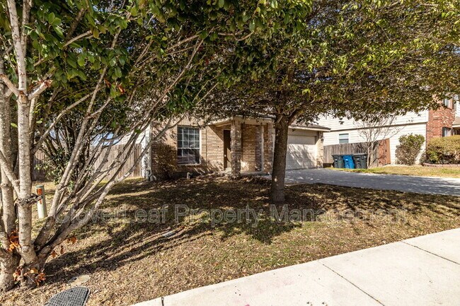 Foto del edificio - 3329 Bluebird Ridge Dr