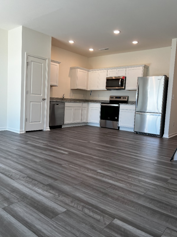 Building Photo - 121 N Chubb Rdg