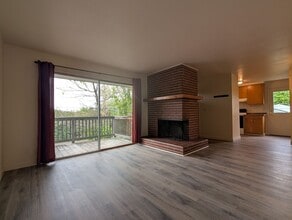 Building Photo - 2541 Jefferson St