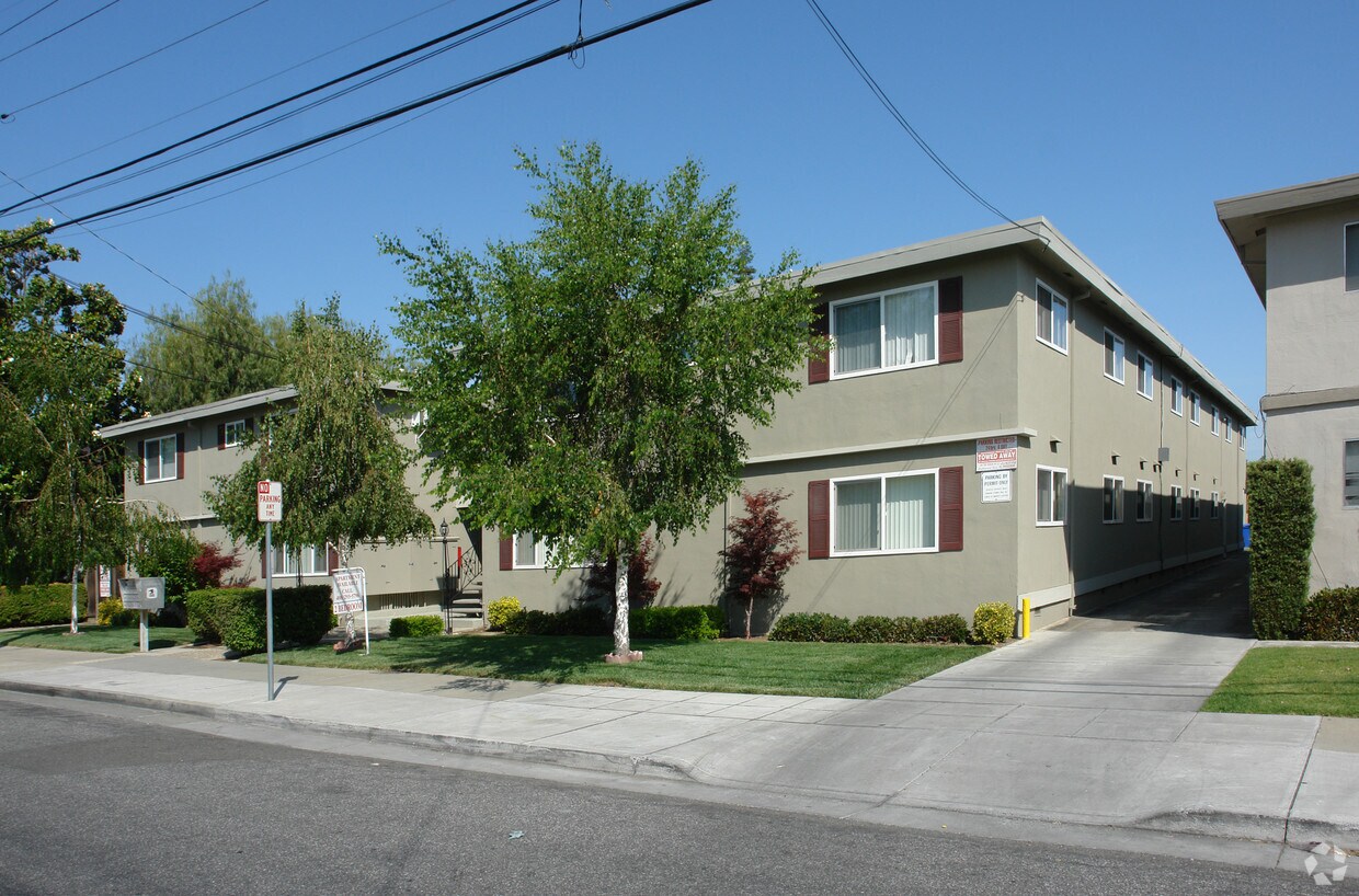 Foto del edificio - 55 Lester Ave