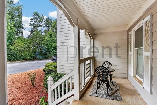 Building Photo - Unit