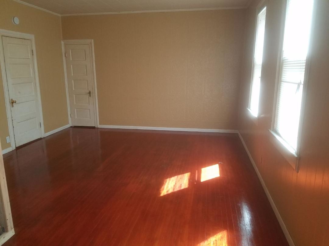 Foto principal - 130 Fredro St