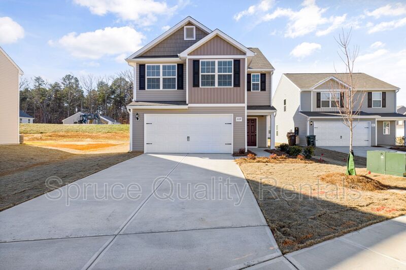 Foto principal - 2109 Briar Run Dr