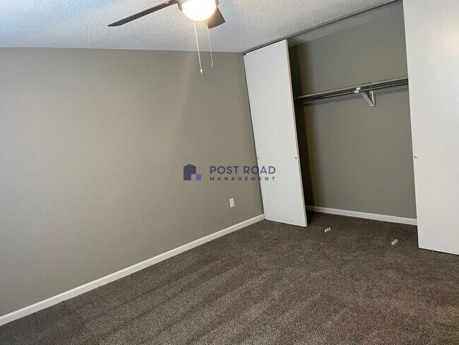 Building Photo - 519 W 27th St S