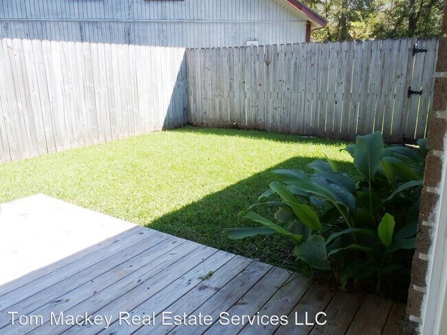 Foto del edificio - 3 br, 2 bath House - 7561 Oakmount Dr.