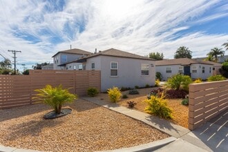 Building Photo - 2067 Emerald St