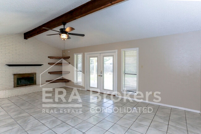 Building Photo - 1712 Sherman Dr
