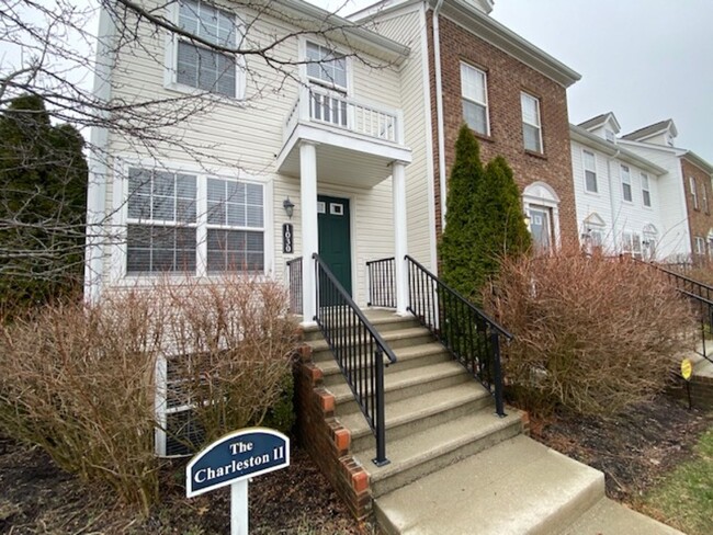 Foto del edificio - 1030 Hartford Village Blvd