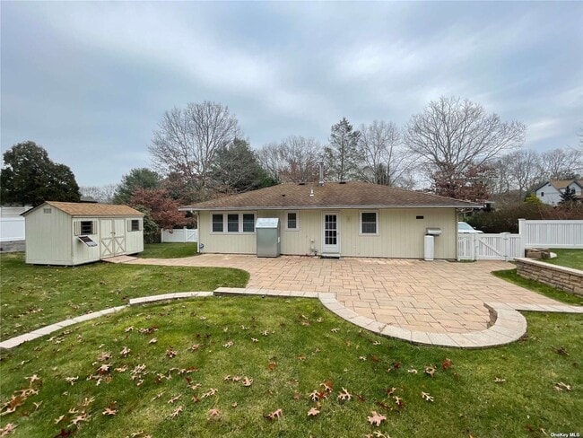 Building Photo - 451 Brookhaven Ave