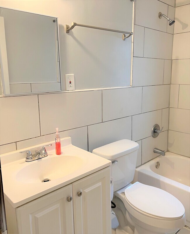 Baño - 1623 Summit Rd