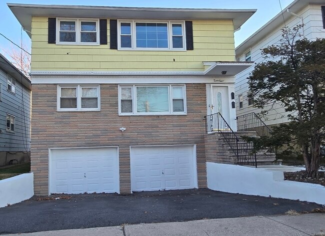 Foto del edificio - 28 Young Ave