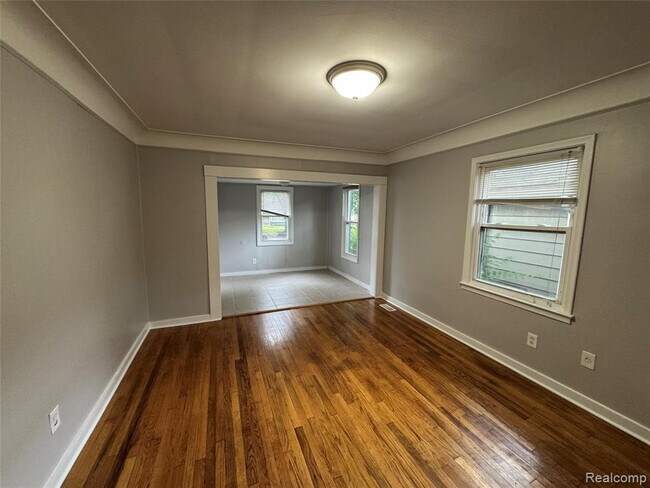 Foto del edificio - 1005 E Evelyn Ave