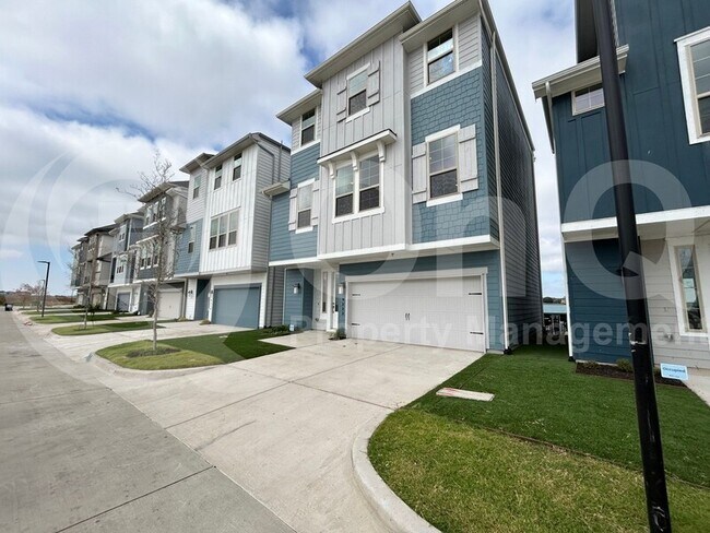 Foto del edificio - 9223 Easy St