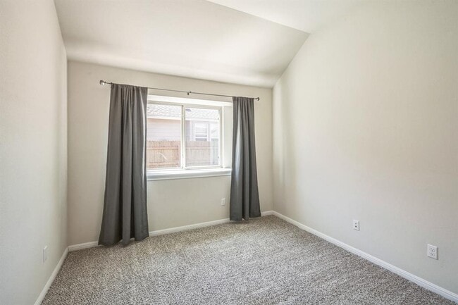 Building Photo - 120 Lasino Dr