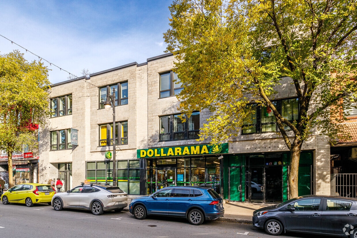 Building Photo - 3827 Boul. Saint-Laurent