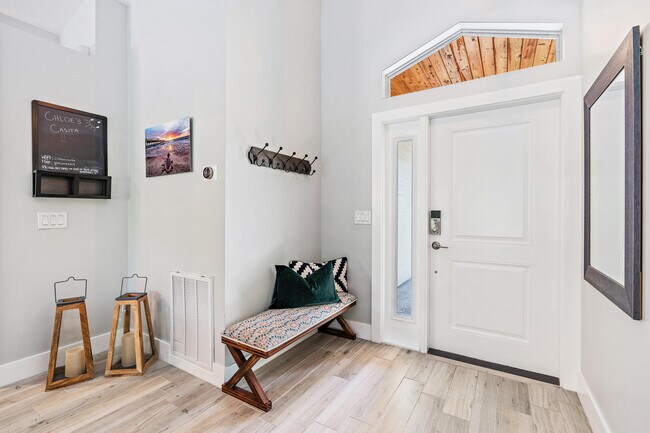 Foto del edificio - 6219 Linton St