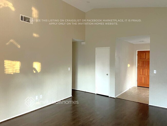 Building Photo - 33777 Northview Ln