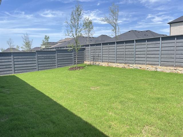 Foto del edificio - 7124 Dragonfly Ln