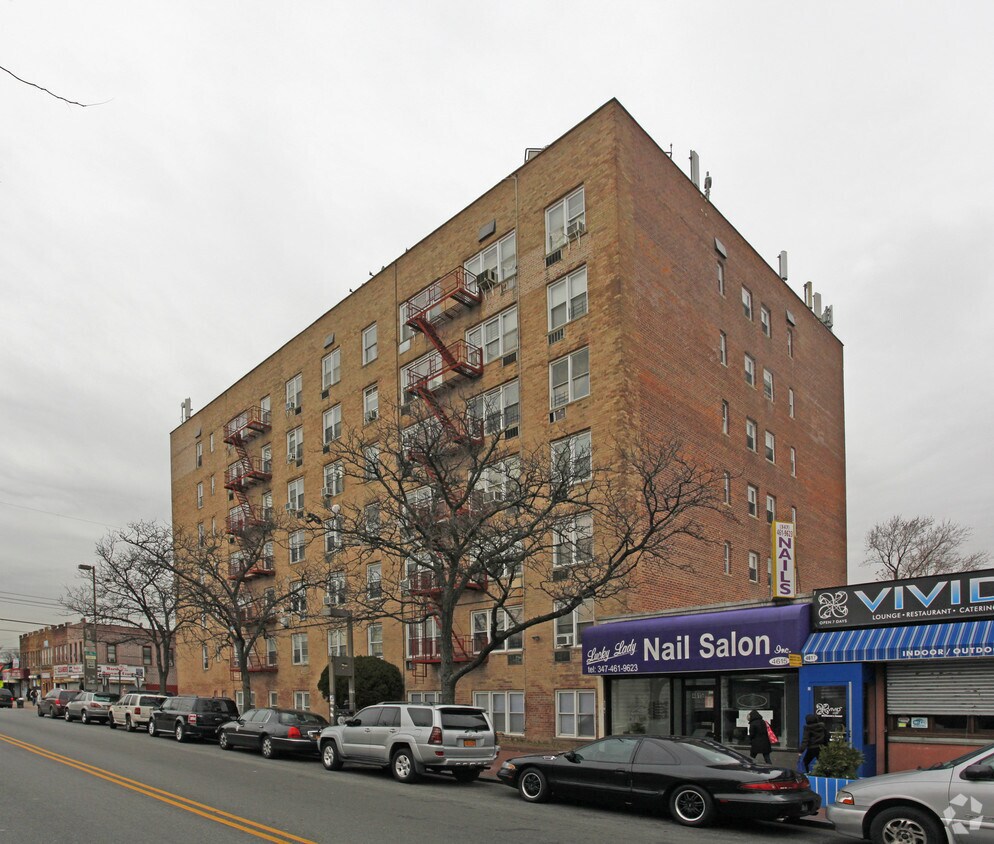 Building Photo - 787 E 46th St