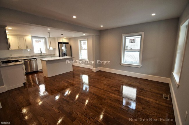 Foto del edificio - 38 Haverford St