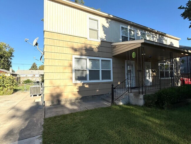 Foto del edificio - 1307 Perkins Ave