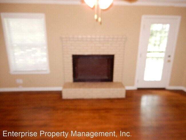 Foto del edificio - 4 br, 2.5 bath House - 3185 Joslyn Street