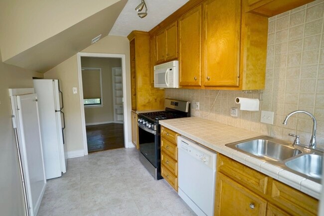 Foto del edificio - 3309 Lawrence St