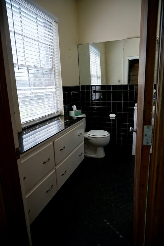 Building Photo - 253 N Jackson St