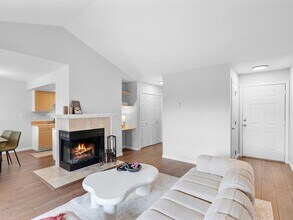 Building Photo - 9370 SW 146th Terrace