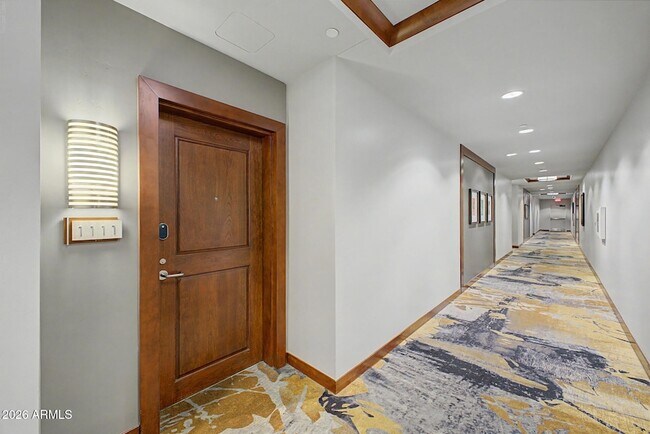 Foto del edificio - 6803 E Main St