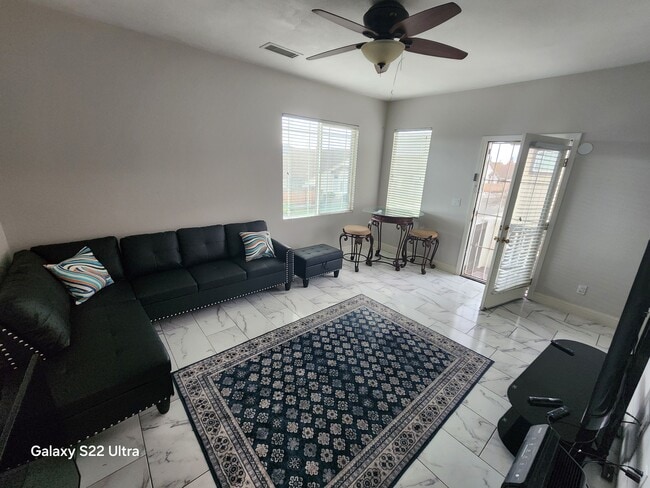 Building Photo - 161 Aldeburgh Cir