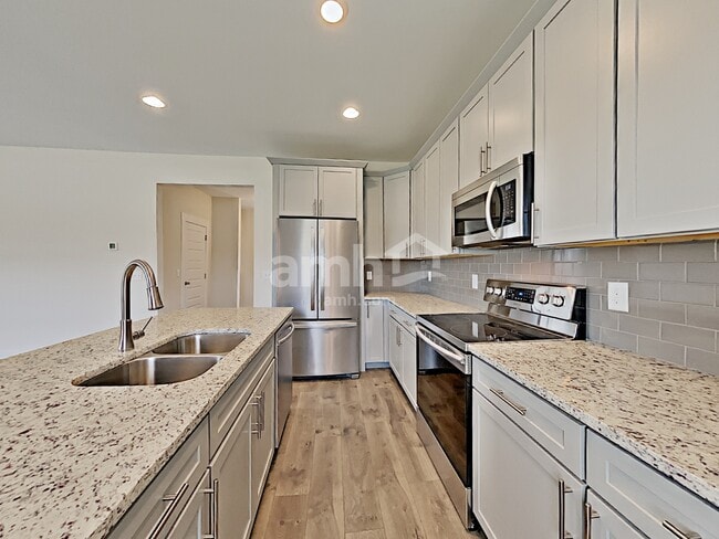 Building Photo - 5141 Jack Byrnes Dr