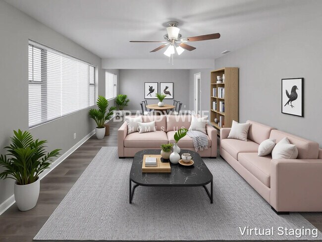 Foto del edificio - 2454 Buttonwood Dr