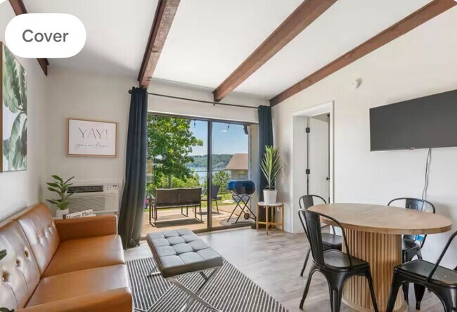 Foto del edificio - Remodeled and Stunning 1 Bedroom Condo | Fully Furnished | All Utilites Included | 1 Bathroom | K...