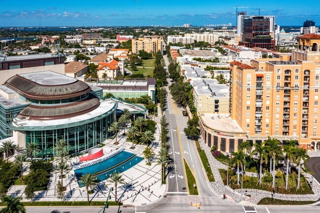 Foto del edificio - 630 S Sapodilla Ave