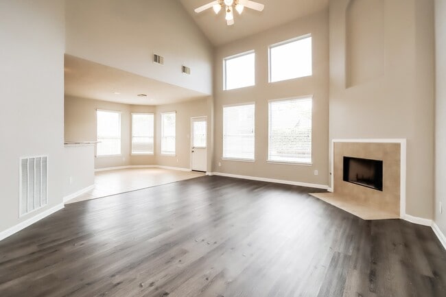 Building Photo - 14419 Stonebury Trail Ln