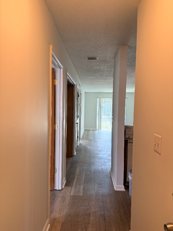 Building Photo - 1901 Airport Rd