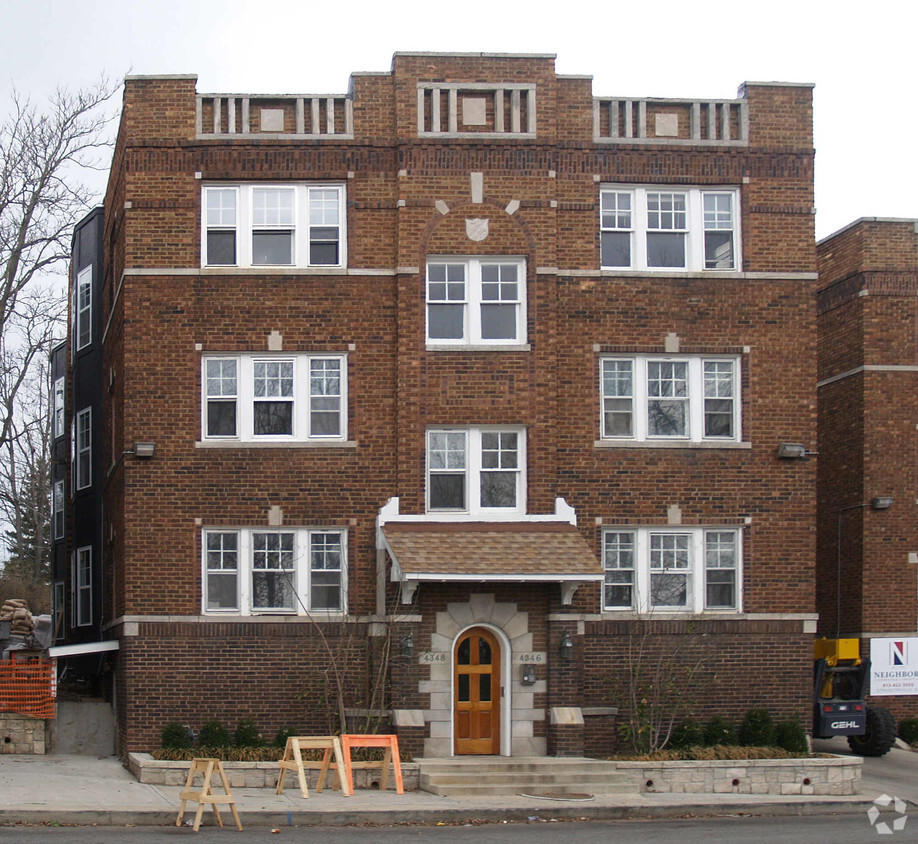 Building Photo - Rockhill Condominiums
