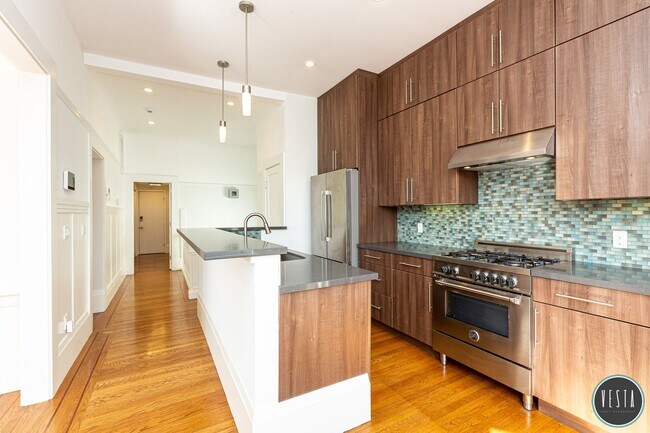 Foto del edificio - SOPHISTICATED 2-BD DREAM HOME WITH DIGITAL...