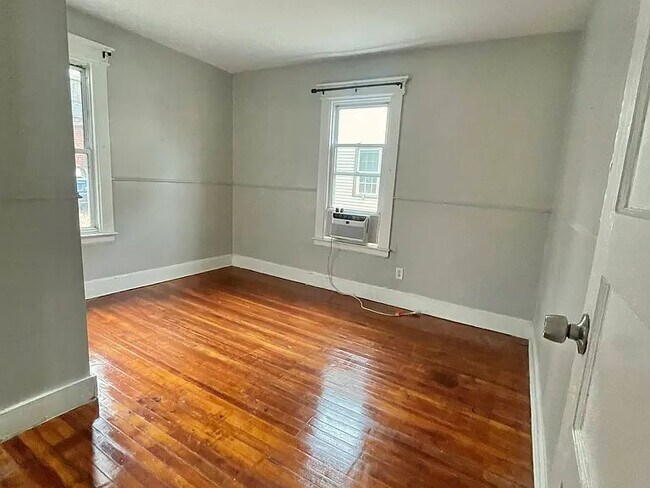 Building Photo - 48 Pardee Pl