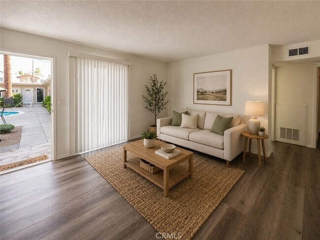 Foto del edificio - 45421 Sunset Ln