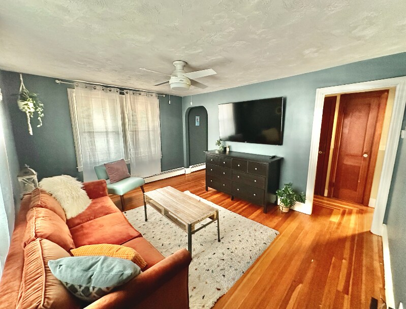 71 Commodore St Unit 1, Providence, RI 02904 Apartment for Rent in